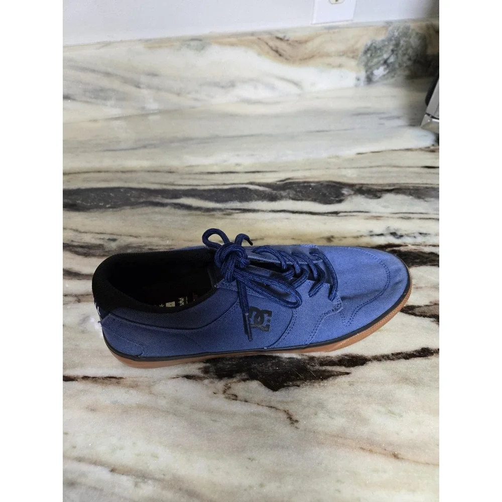 DC‎ Nyjah Vulc TX Skateboard Shoes Blue Gum Sole Men's Sz 9